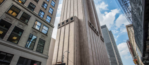 Загадочный небоскрёб без окон в самом сердце Манхэттена