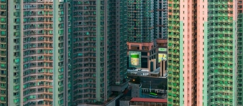 Антиутопия Гонконга в фотографиях Мэнсона Йима