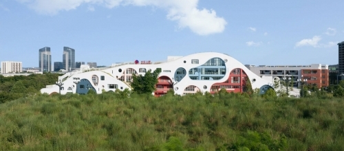 Детский сад «Dalezhiye» — сочетание природы, архитектуры и когнитивного образования Детский сад «Dalezhiye» — сочетание природы, архитектуры и когнитивного образования