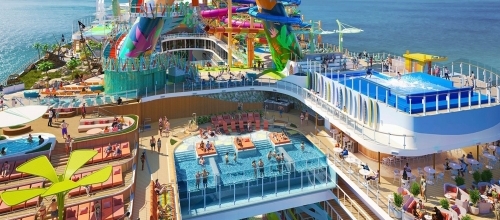 Собака стала капитаном самого большого лайнера в мире