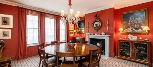 Бывший дом семьи принцессы Дианы выставлен на продажу Бывший дом семьи принцессы Дианы выставлен на продажу