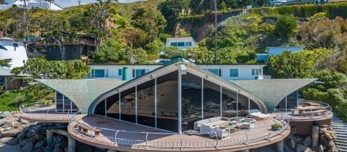 Дом Рода Стюарта ушел с молотка за полцены