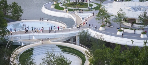 Пешеходный мост с общественными пространствами в Китае Пешеходный мост с общественными пространствами в Китае